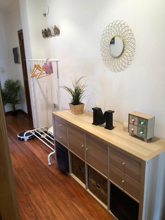 Vivienda Amplia Y Luminosa A Escasos Metros De La Playa De Cangas. 외부 사진