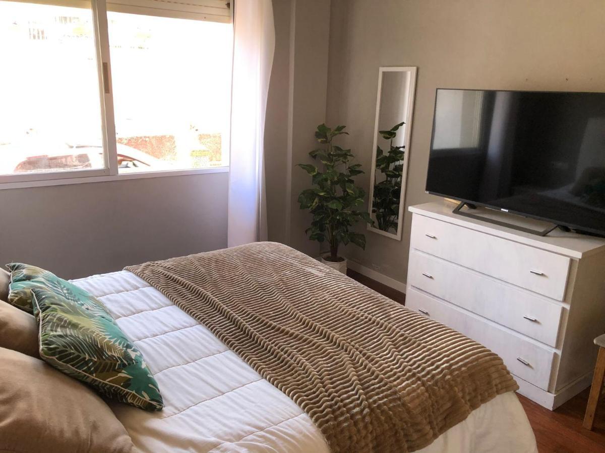 Vivienda Amplia Y Luminosa A Escasos Metros De La Playa De Cangas. 외부 사진